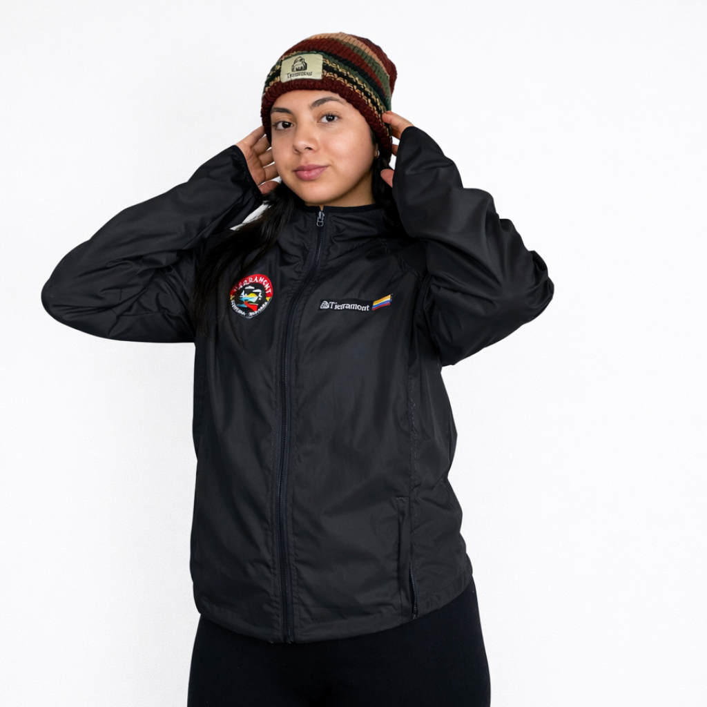 Chaqueta Impermeable Pionono Negra Dama